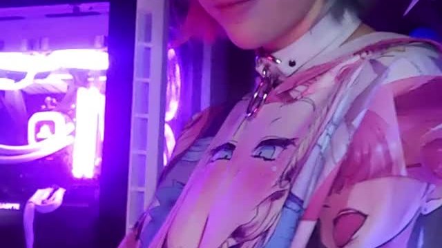 Weeby Gamer Slut loves to please.