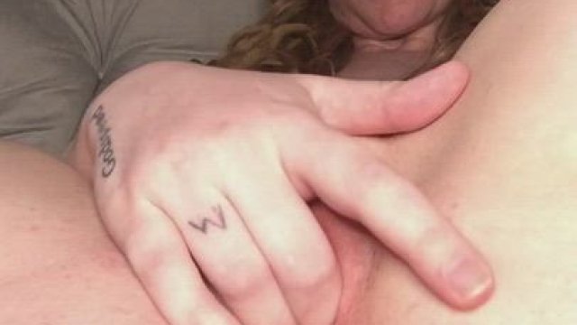 Which hand would you like to replace with your dick?