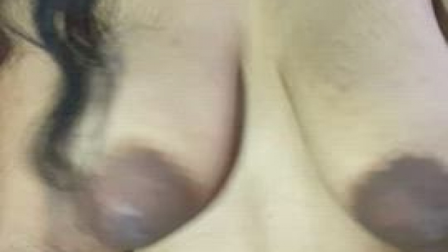 I want to bounce my tits on your face