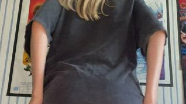 Maybe tits are small but puffy booty is my shtick:)