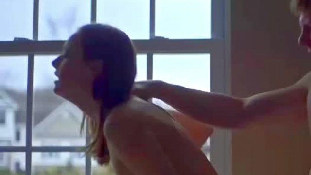 Shannon Walsh - Tit jiggle plot in 'The OA' S1E1