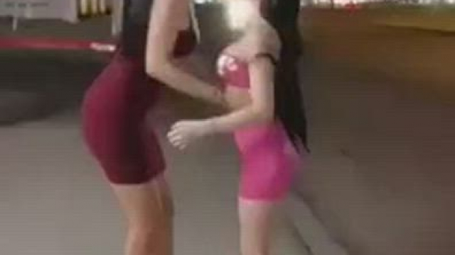 Public Pussy Licking Lesbians