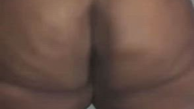 Huge ebony fat booty