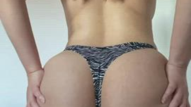 do you like my ass? chinese/spanish, 5’1, 22f