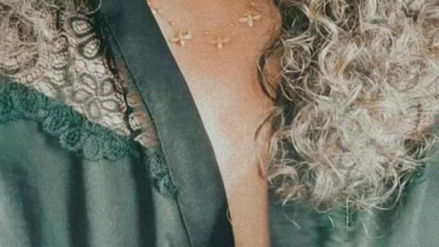 I just love to smile