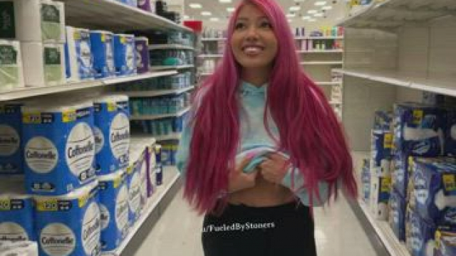 Guess where I flashed at [GIF]