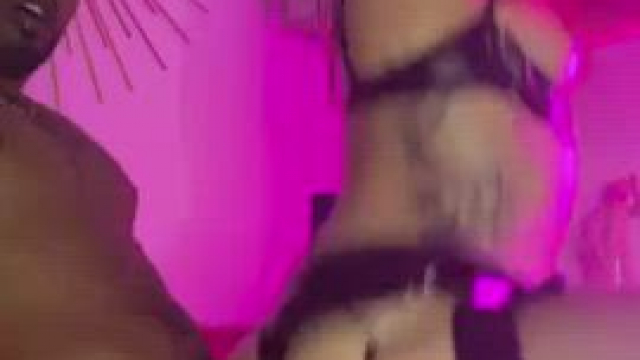 [/r/SheFucksHim] getting bouncy with it