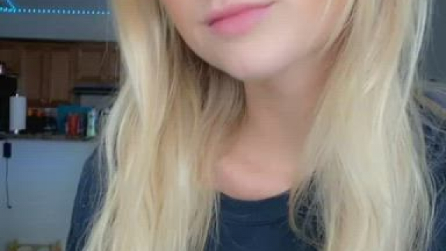 Respond to this drop with 2 Emojis