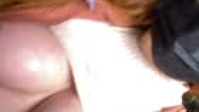 [F] tits out in Starbucks, anyone need milk?