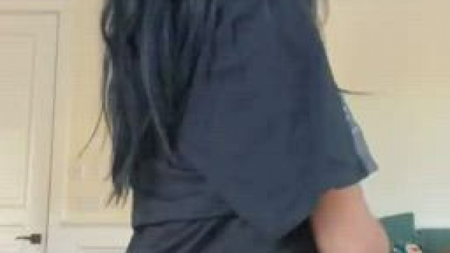 Oops, my shirt didn’t wanna stay on