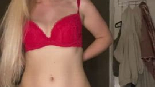 Already a momma but still horny as F.