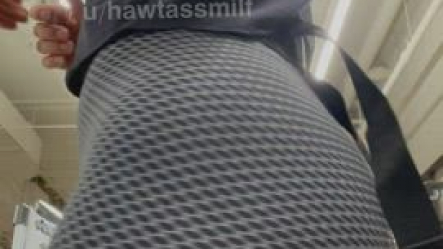 I might be 40 yr old mom, but I dont skip leg day