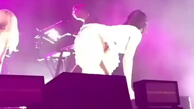 Show the booty, Dua Lipa. Just like that...