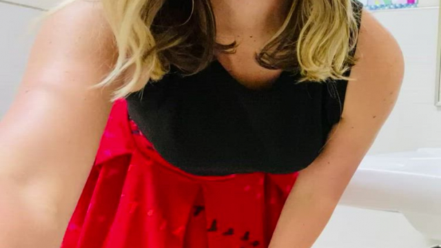 Are my milfy teacher thighs working for you? [f]40