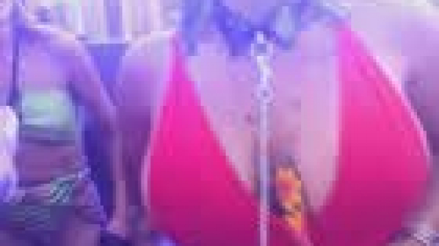 Front row girl at Dirtybird Campout