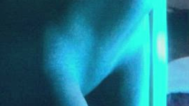 A sexy and daring dance!