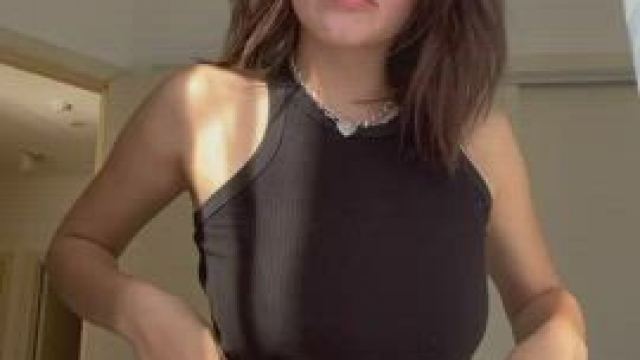 Thick thighs and tiny waist