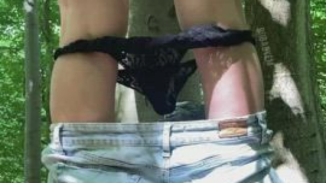 i love making myself cum outdoors