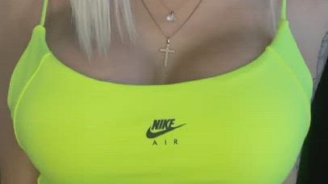 I want to see your attention! to know that I'm doing everything right