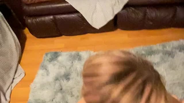 Hubby gave me a present for being a good cum lady spouse