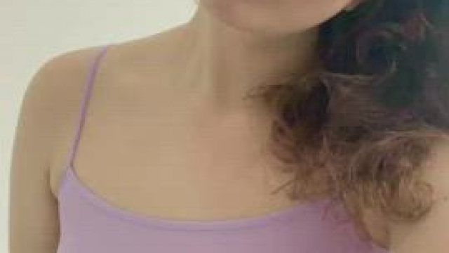 Without bra I feel myself so sexy everywhere