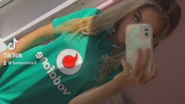 Raise your hand if you’d let me be your irish bang toy