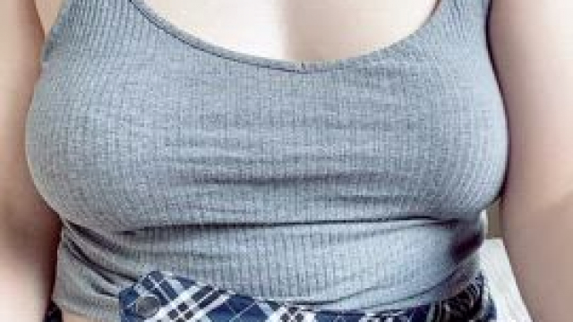 Let’s agree that curvy girls are the best