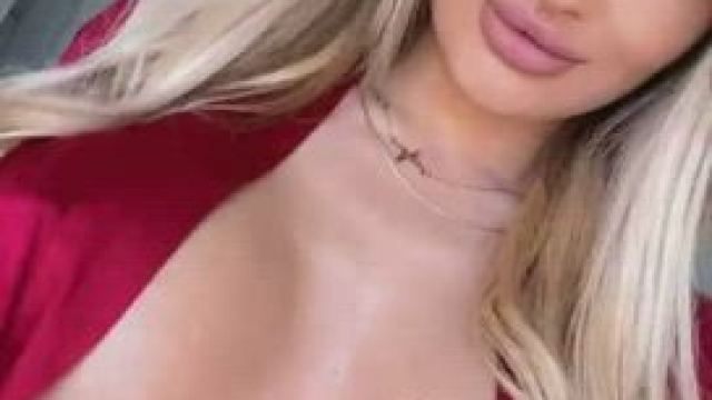 I make your'e breakfast, you promise to make me cum.