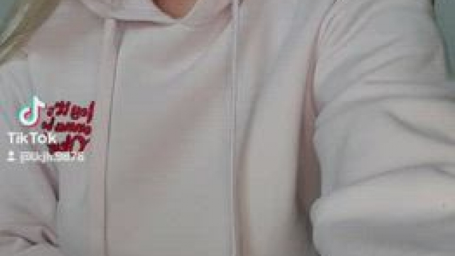 I’m not a sexy mom, but I play one on Reddit