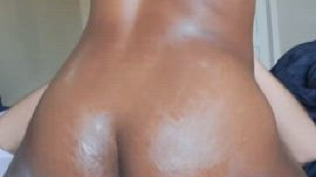 im too lazy to go to the gym . so will you fuck me in my ass instead as a workou