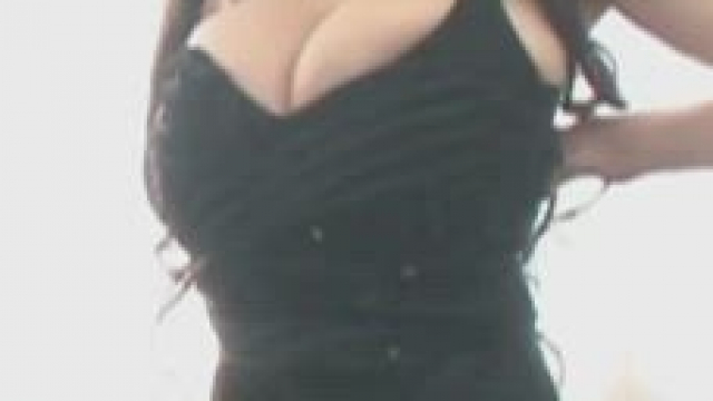 [PPPD-369] Hitomi's incredible proportions