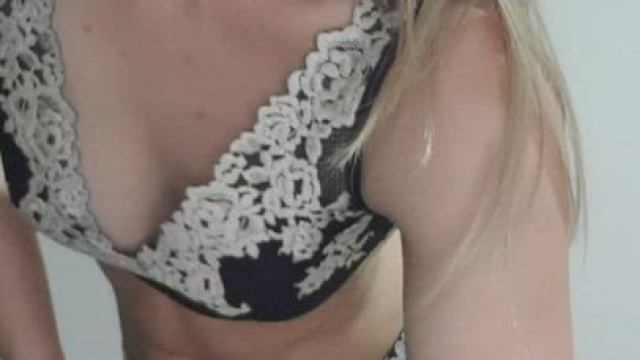 Do u like my young girl body ?