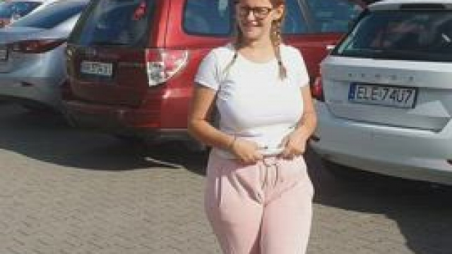 Public flashing in such a crowded parking lot is a bit more stress, as a few peo