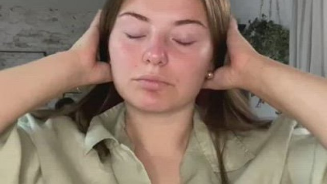 would make my day if at least one person loved my big chest