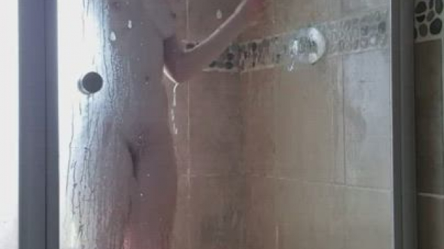 I think i look fabulous after a shower