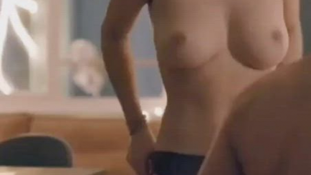 Vivien Konig - Perfect body in 'Even Closer: Hautnah'