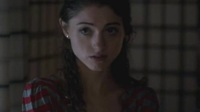 Just wanna pound tiny Natalia Dyer senseless