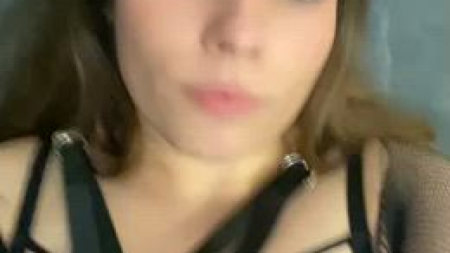 Put your dick between my tits daddy