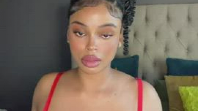 I'll make you cum with this big tis