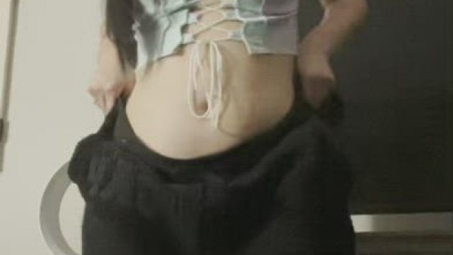 Would you date a slim thick white girl