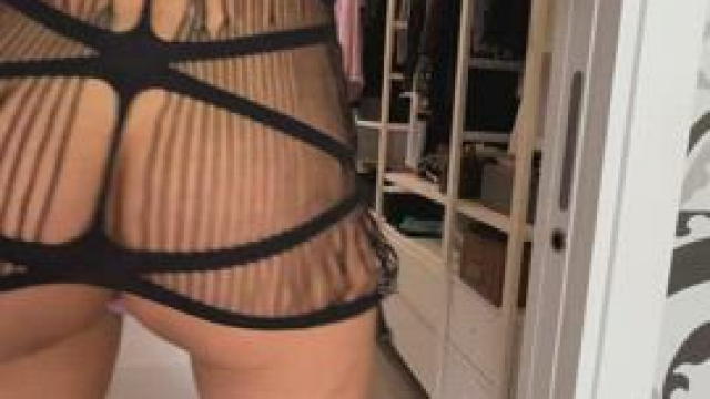 My ass is more beautiful with the plug