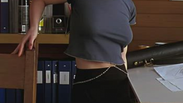 Alyssa Milano - pokies and upskirt plot in 'Fear' (1996)