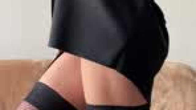 I know you always wanted to breed a thick Goth girl!