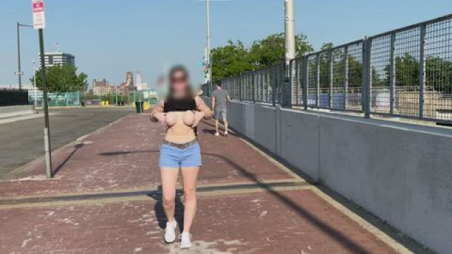 Never know who you may run into on a casual stroll about the park