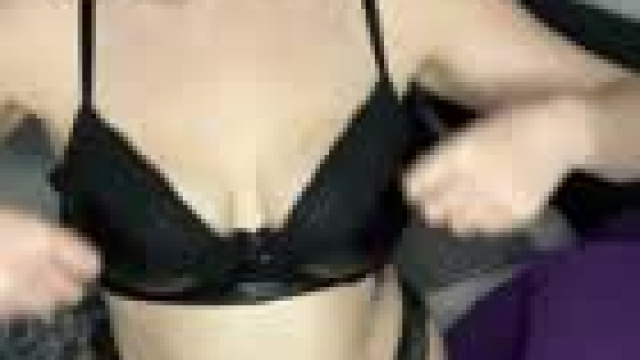 I want to let one lucky Redditor cum on my tits multiple times