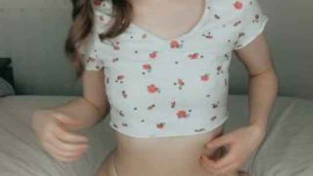 Im 5' and just as tight as i look ^_^