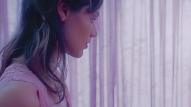 Laura Neiva - Naked | S01E08