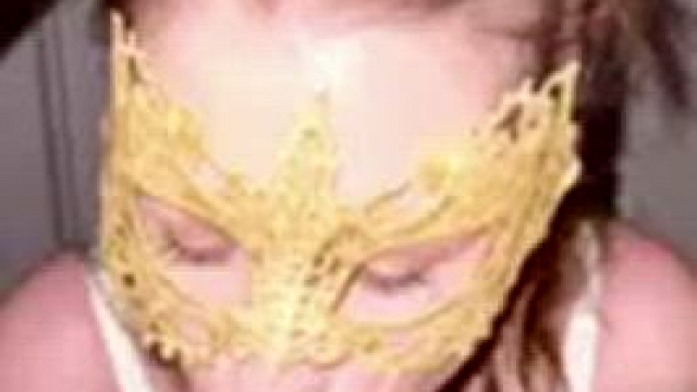 I love sucking on huge cock.