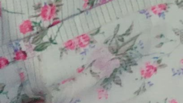 Look Ma - No panties!