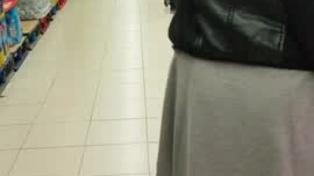 I love a dare! handy that i dont wear panties too!